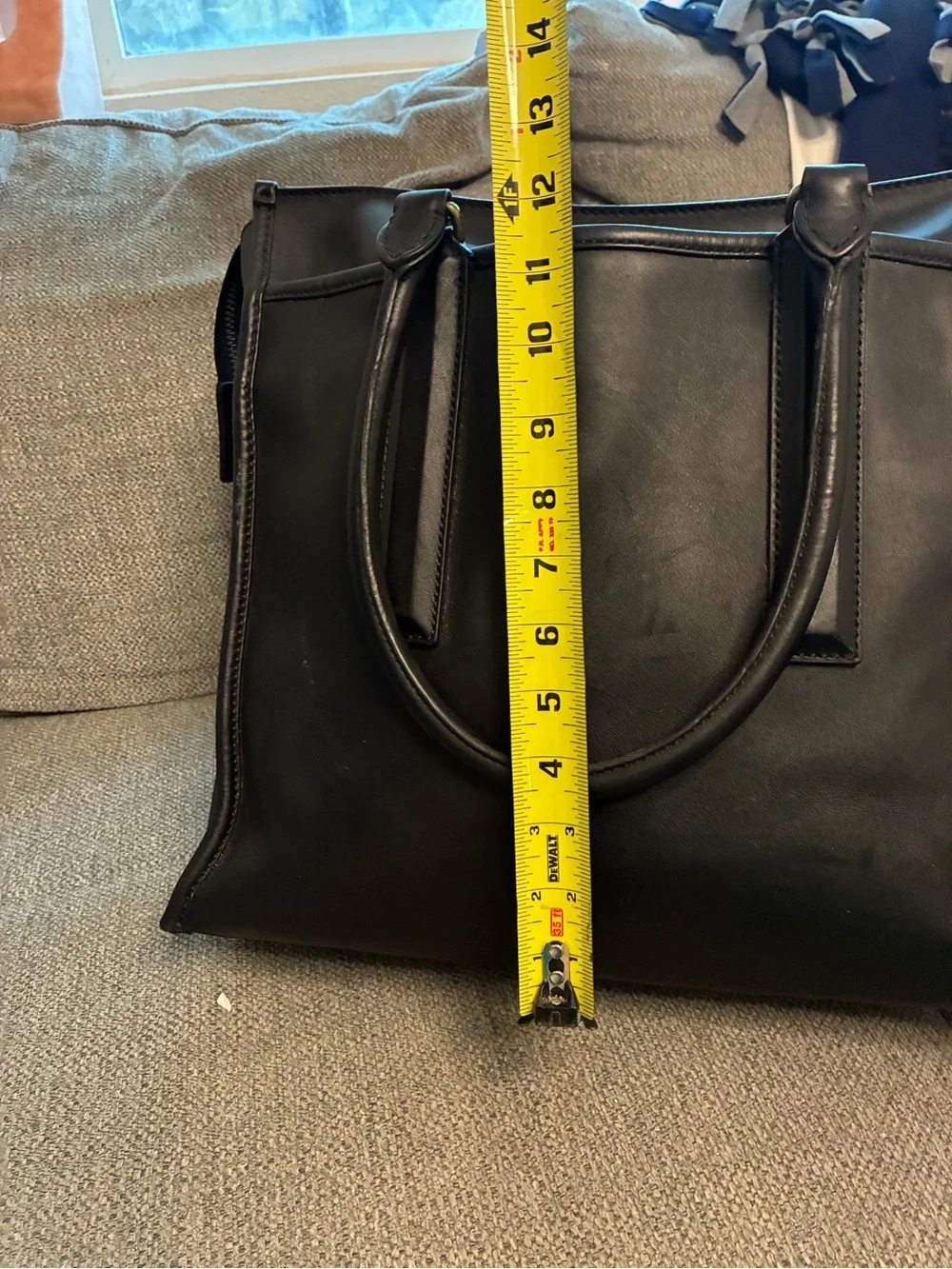 Coach Black Leather Tote with Gold Accents vintage 2012 fabrication